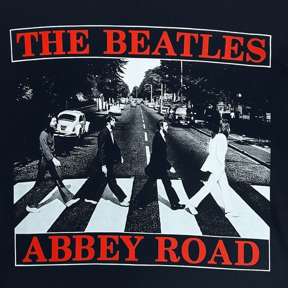 NEW The Beatles Abbey Road Short Sleeve Tee Shirt Medium Unisex - Picture 1 of 7